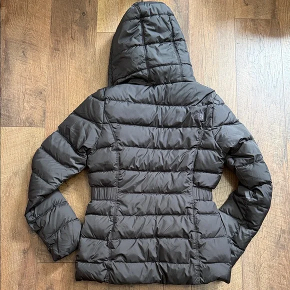 The North Face Black Puffer Jacket with Pink Lining - Picture 11 of 15